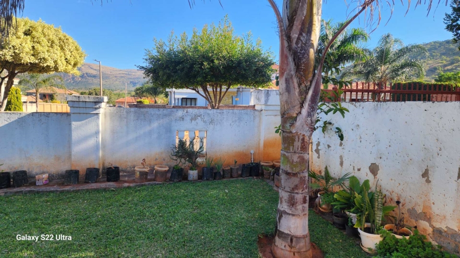 To Let 1 Bedroom Property for Rent in Geelhoutpark North West